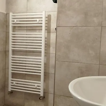 Soukrome Kridlo Pro 7 Osob V Praze 3* Прага
