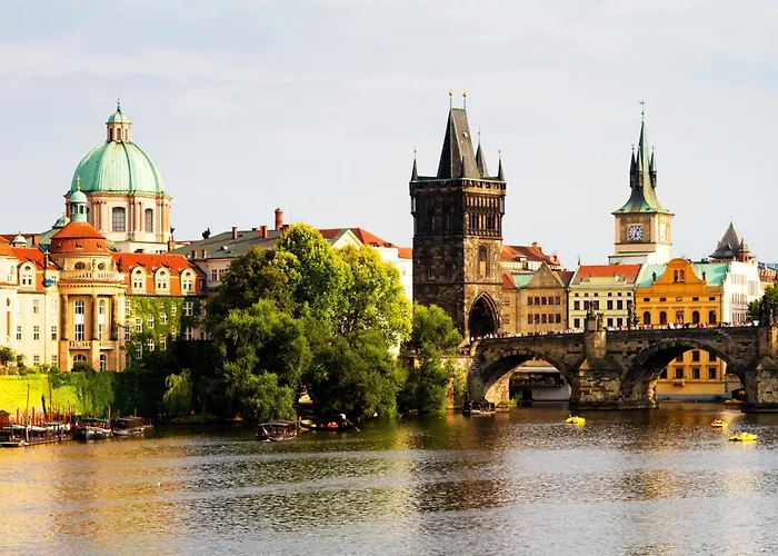 Soukromé Křídlo Pro 7 Osob V Praze 3* Prague